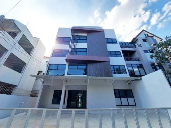 ให้เช่าสำนักงาน 4 ชั้น 600 ตรม. NAILEK AREA นายเล็ก แอเรีย ซอยวิภาวดีรังสิต 17 ใกล้ห้าแยกลาดพร้าว พร้อมลิฟท์ และที่จอดรถ 30 คัน