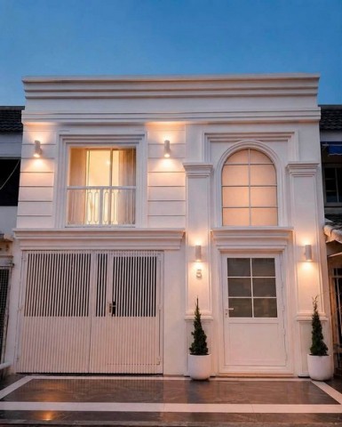 PP531 ขาย ทาวน์เฮ้าส์ 2 ชั้น ซอยสุขุมวิท 93 พึ่งมี รีโนเวทใหม่สวยพร้อมอยู่