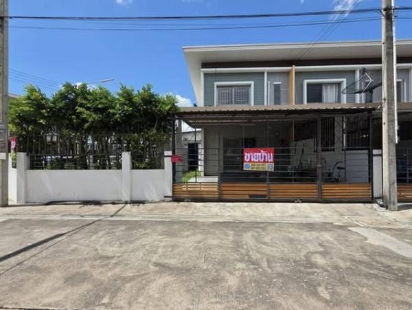 ขายทาวโฮม 2 ชั้น ใน มบ.ไลฟ์โฮม Life Home หลังริม อ.บ้านบึง จ.ชลบุรี