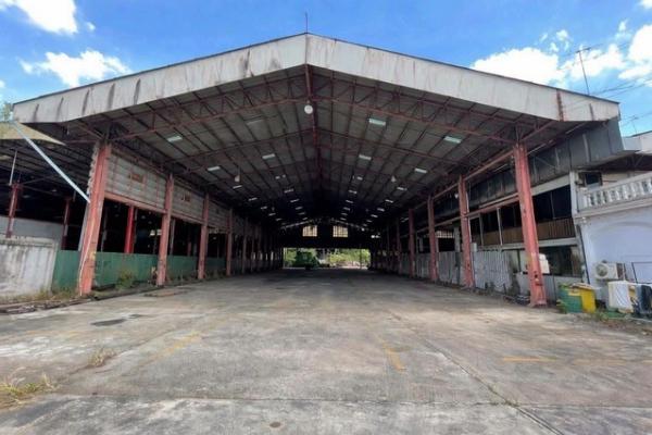 ปล่อยเช่าโรงงาน พื้นที่ 1.3 ไร่ พื้นที่รวม 2,080 ตร.ม บ้านช้าง พนัสนิคม ชลบุรี