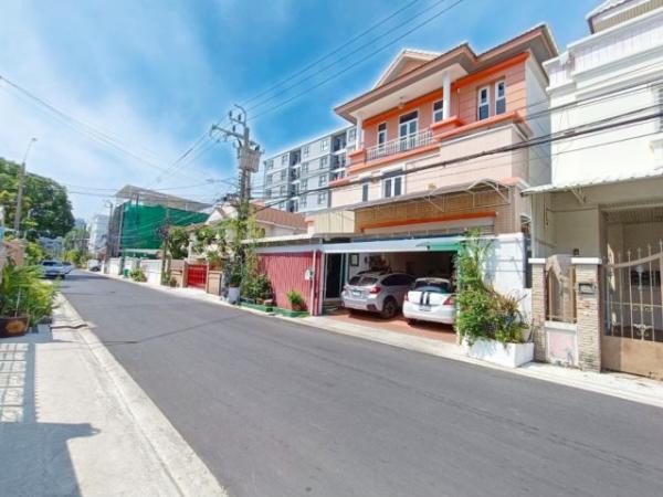 261008wakwomsu ให้เช่า บ้าน ห้วยขวาง 4นอน MRT สุทธิสาร1.3 กม.เช่าบ้านเดี่ยวหรู 3 ชั้น ใกล้กับ ตลาดจันทร์หุ่นบำเพ็ญ 840 ม. MRT สุทธิสาร 1.3