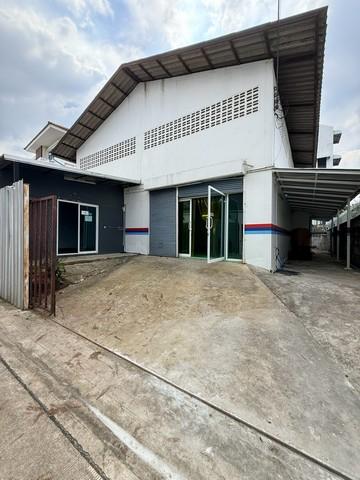 ให้เช่า โกดัง 300 ตร.ม. พร้อมออฟฟิศ รัชดา ห้วยขวาง สุทธิสาร ใกล้ MRT สุทธิสาร MRT รัชดาเหมาะทำศูนย์กระจายสินค้า เดินทางสะดวก