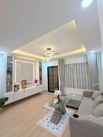 ทาวน์โฮม 2 ชั้น รีโนเวทใหม่ พร้อมเข้าอยู่  ซอยเนินพลับหวาน–มาบยายเลีย 31 พัทยา